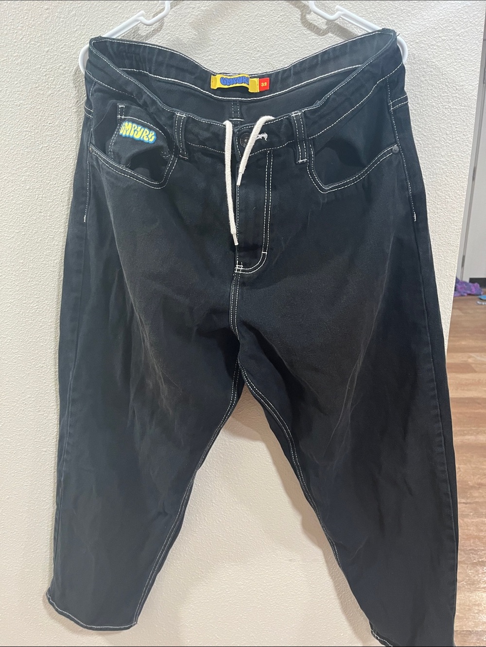 Empyre Men's Black Relaxed Drawstring Jeans